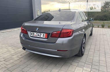 Седан BMW 5 Series 2013 в Виноградові