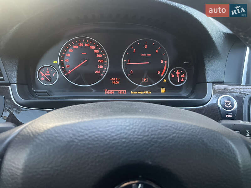 Седан BMW 5 Series 2013 в Львове