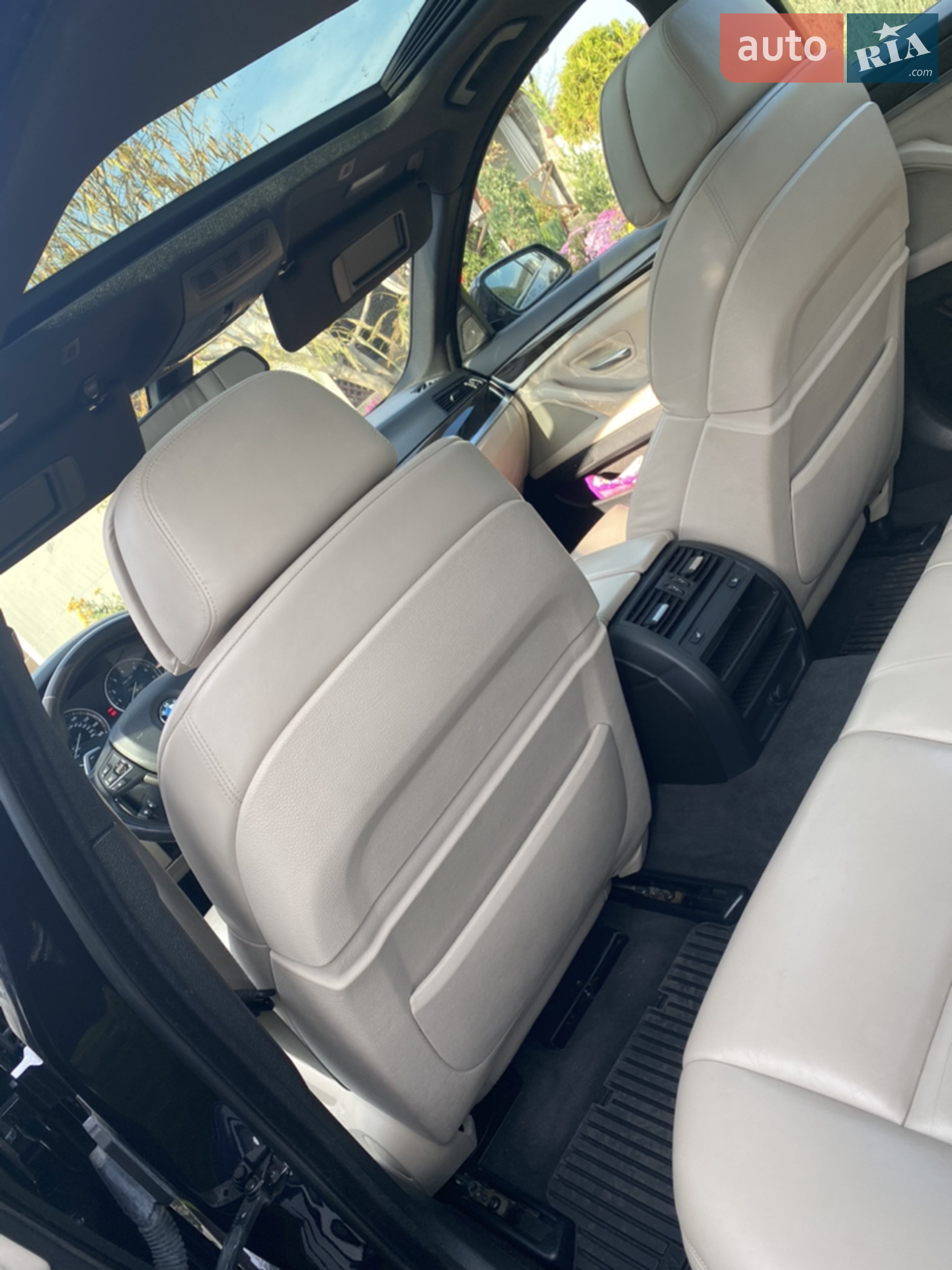2012 BMW 5er - мініатюра 9
