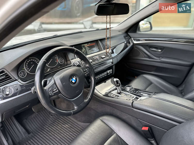 Седан BMW 5 Series 2014 в Одессе