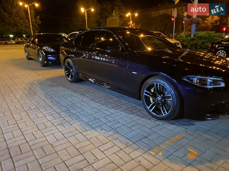 Седан BMW 5 Series 2012 в Кременчуге