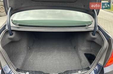 Седан BMW 5 Series 2012 в 