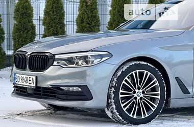 Седан BMW 5 Series 2017 в Киеве