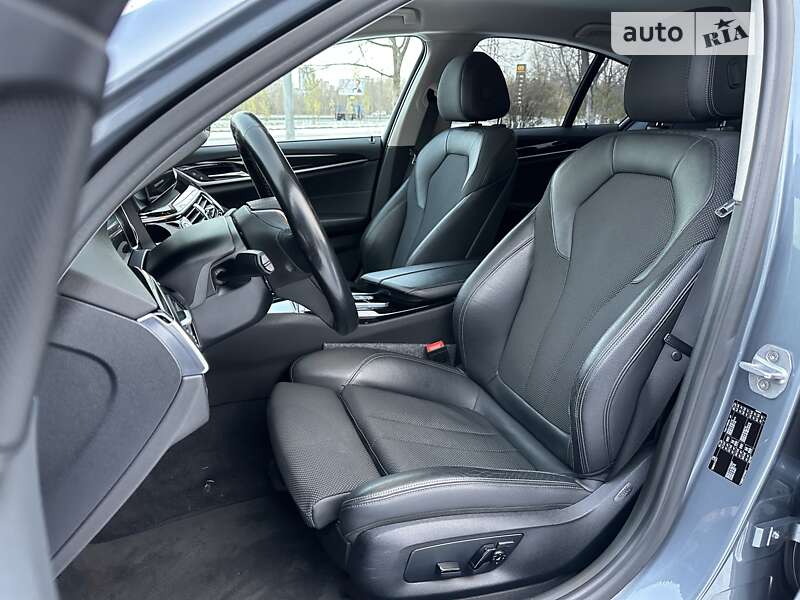 Седан BMW 5 Series 2017 в Киеве фото 13 Седан BMW 5 Series 2017 в Киеве