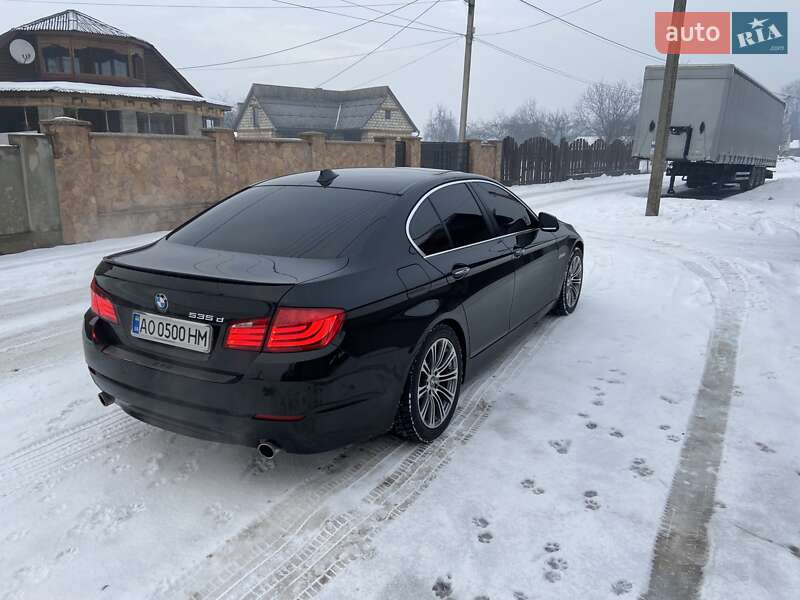 Седан BMW 5 Series 2010 в Тячеве фото 15 Седан BMW 5 Series 2010 в Тячеве