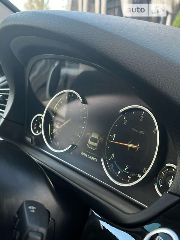 Седан BMW 5 Series 2013 в Николаеве