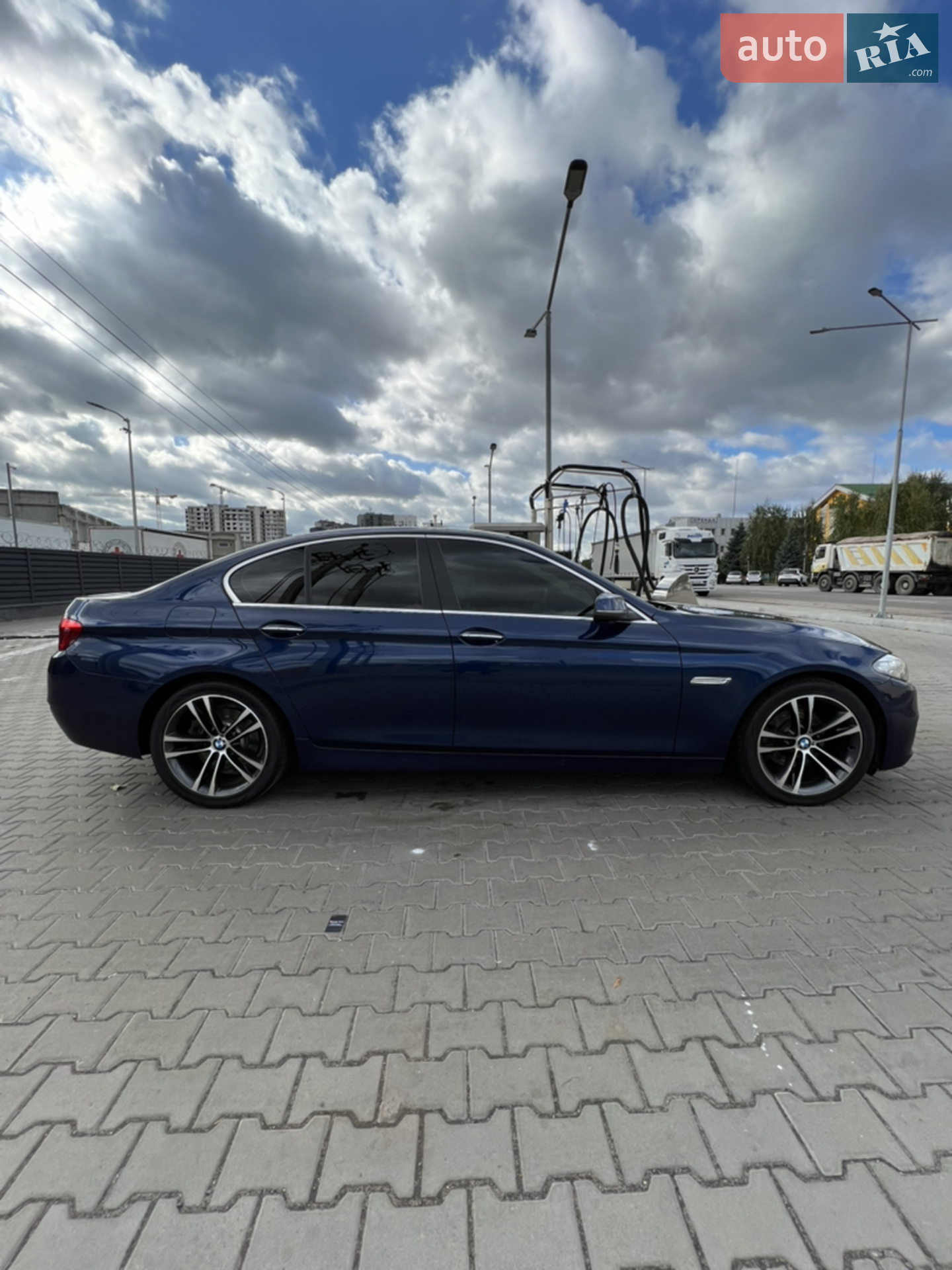 2016 BMW 5er - мініатюра 2