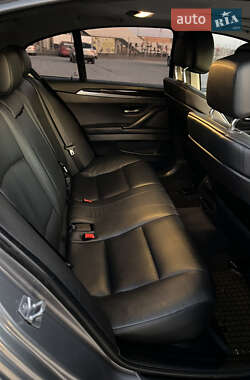 Седан BMW 5 Series 2012 в 