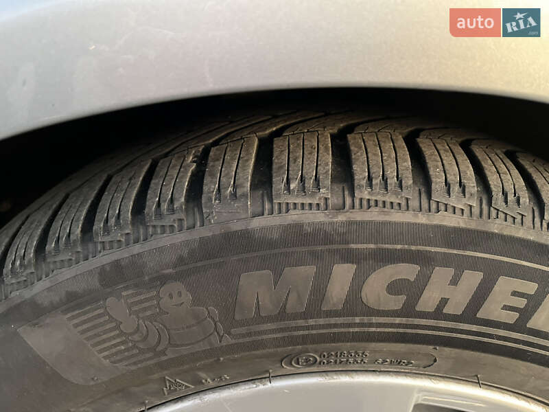 Седан BMW 5 Series 2012 в Львове фото 25 Седан BMW 5 Series 2012 в Львове