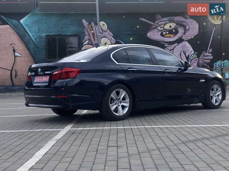 Седан BMW 5 Series 2013 в Луцке фото 5 Седан BMW 5 Series 2013 в Луцке
