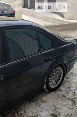 Седан BMW 5 Series 2001 в Киеве