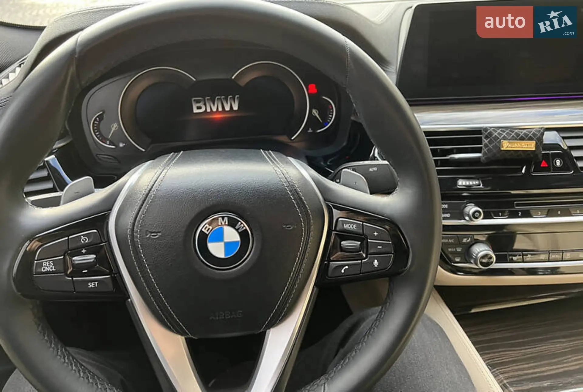 2017 BMW 5er - мініатюра 10