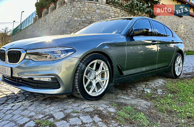 Седан BMW 5 Series 2017 в 