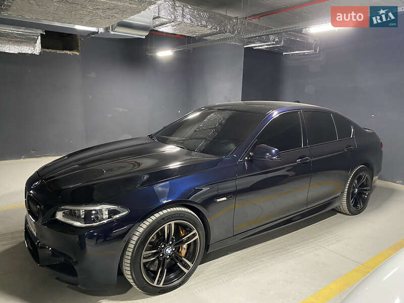 Седан BMW 5 Series 2012 в Кременчуге