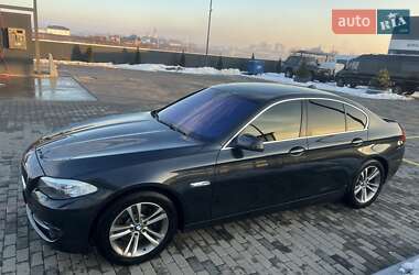Седан BMW 5 Series 2012 в Хусте