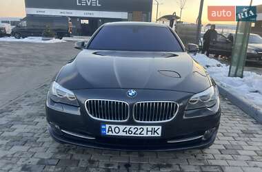 Седан BMW 5 Series 2012 в Хусте
