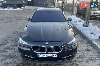 Седан BMW 5 Series 2012 в Хусте