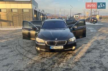 Седан BMW 5 Series 2012 в Хусте