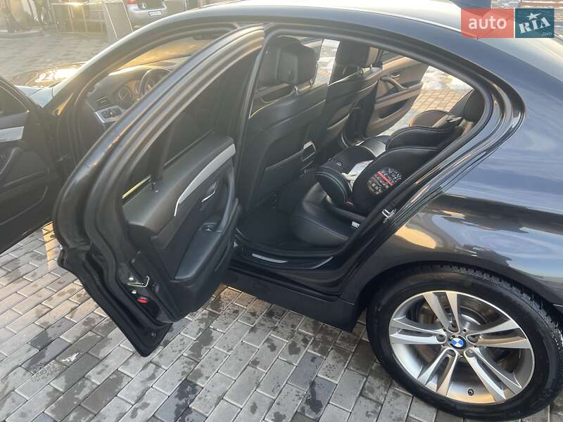 Седан BMW 5 Series 2012 в Хусті фото 31 Седан BMW 5 Series 2012 в Хусті