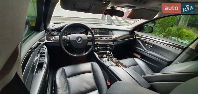 Седан BMW 5 Series 2012 в Хмельницькому