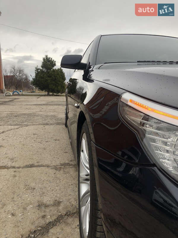 Седан BMW 5 Series 2009 в Харкові