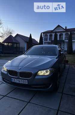 Седан BMW 5 Series 2010 в Чернівцях