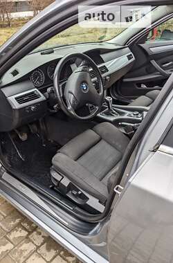 Седан BMW 5 Series 2009 в Чернівцях