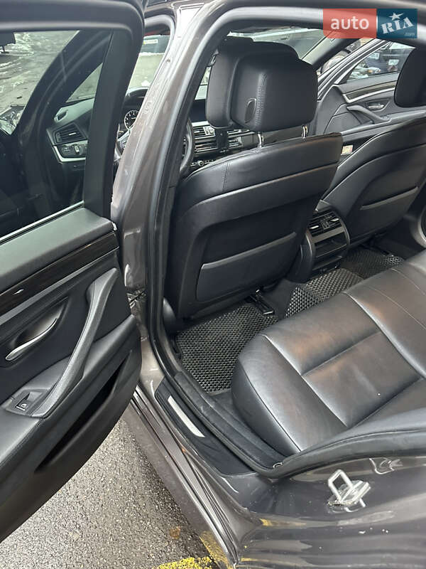 Седан BMW 5 Series 2012 в Киеве