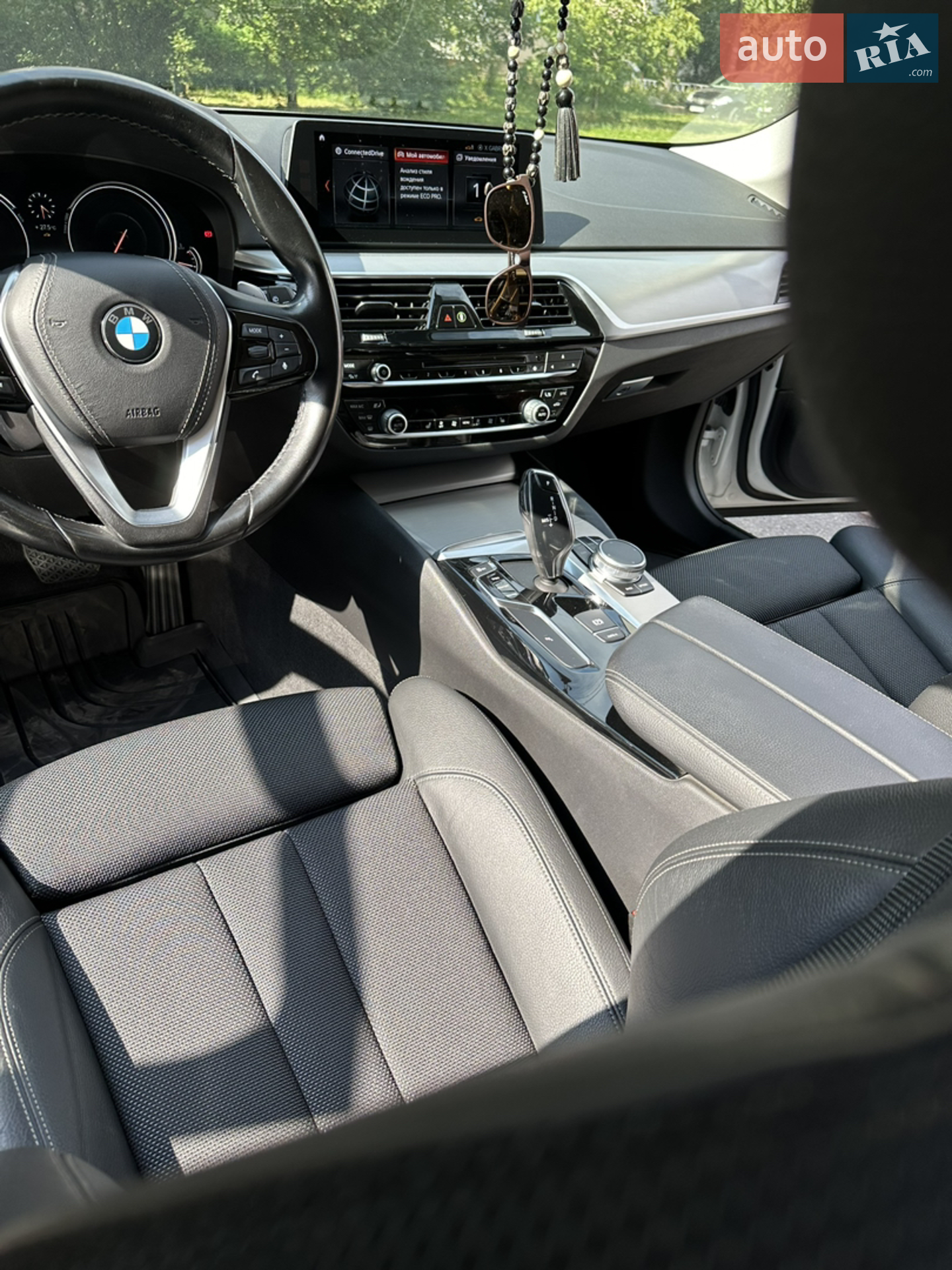 2017 BMW 5er - мініатюра 16