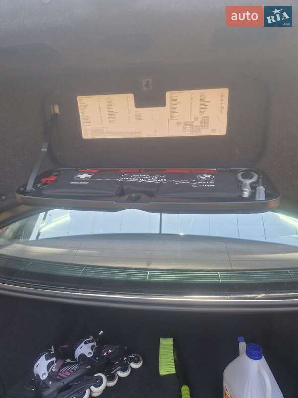 Седан BMW 5 Series 2004 в Ужгороде