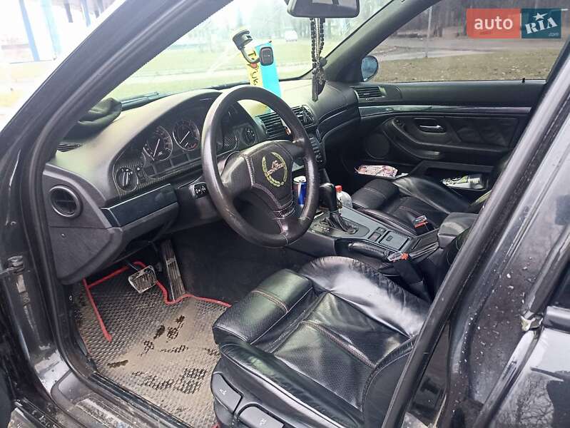 Седан BMW 5 Series 1999 в Чернігові