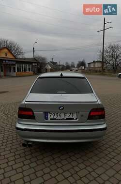 Седан BMW 5 Series 2003 в Тячеве