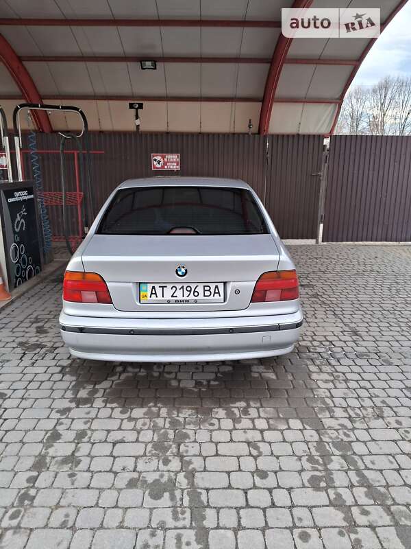 Седан BMW 5 Series 1996 в Надвірній