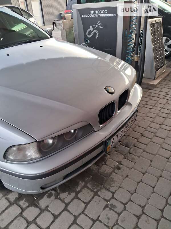 Седан BMW 5 Series 1996 в Надвірній