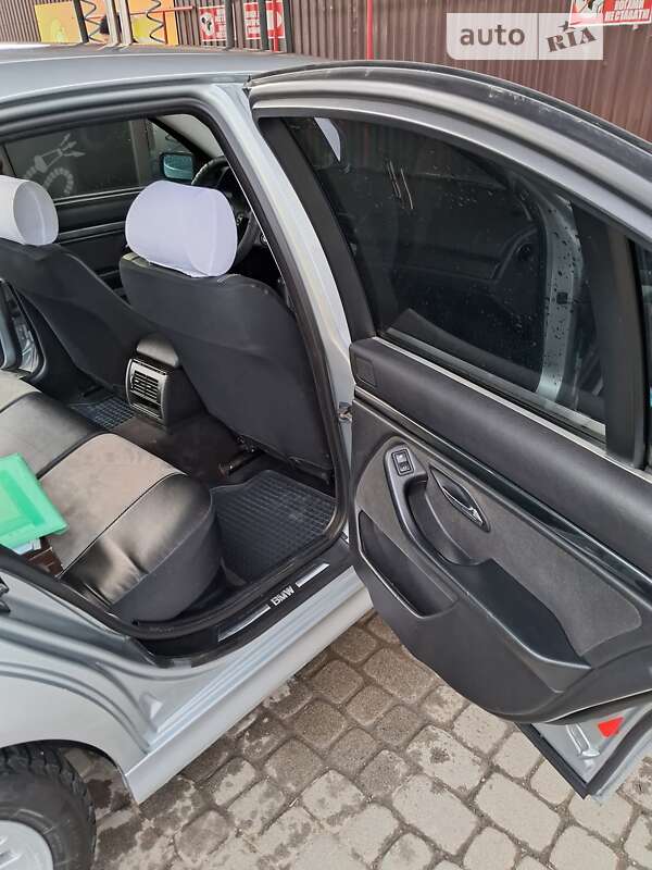 Седан BMW 5 Series 1996 в Надвірній