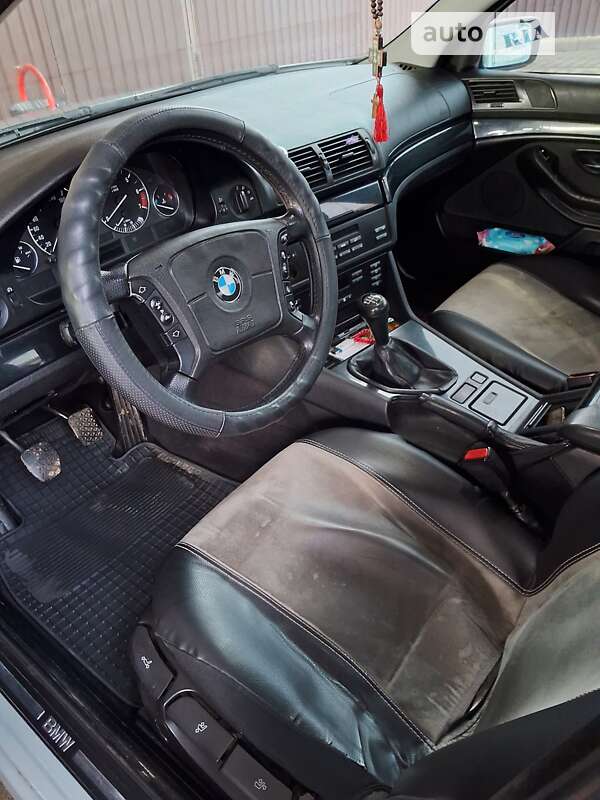 Седан BMW 5 Series 1996 в Надвірній