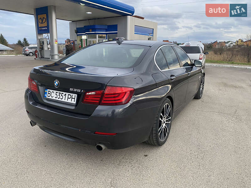 Седан BMW 5 Series 2012 в Трускавці