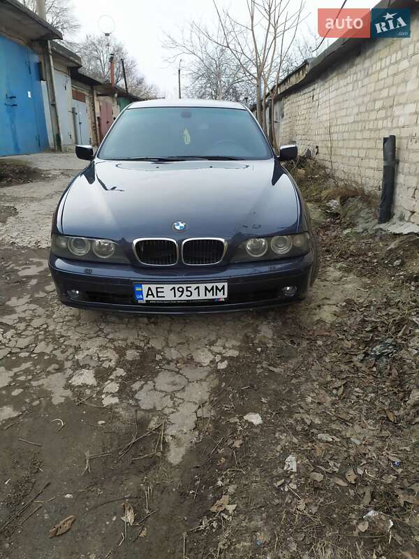 Седан BMW 5 Series 2003 в Кривому Розі