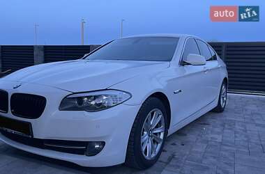 Седан BMW 5 Series 2012 в Львове