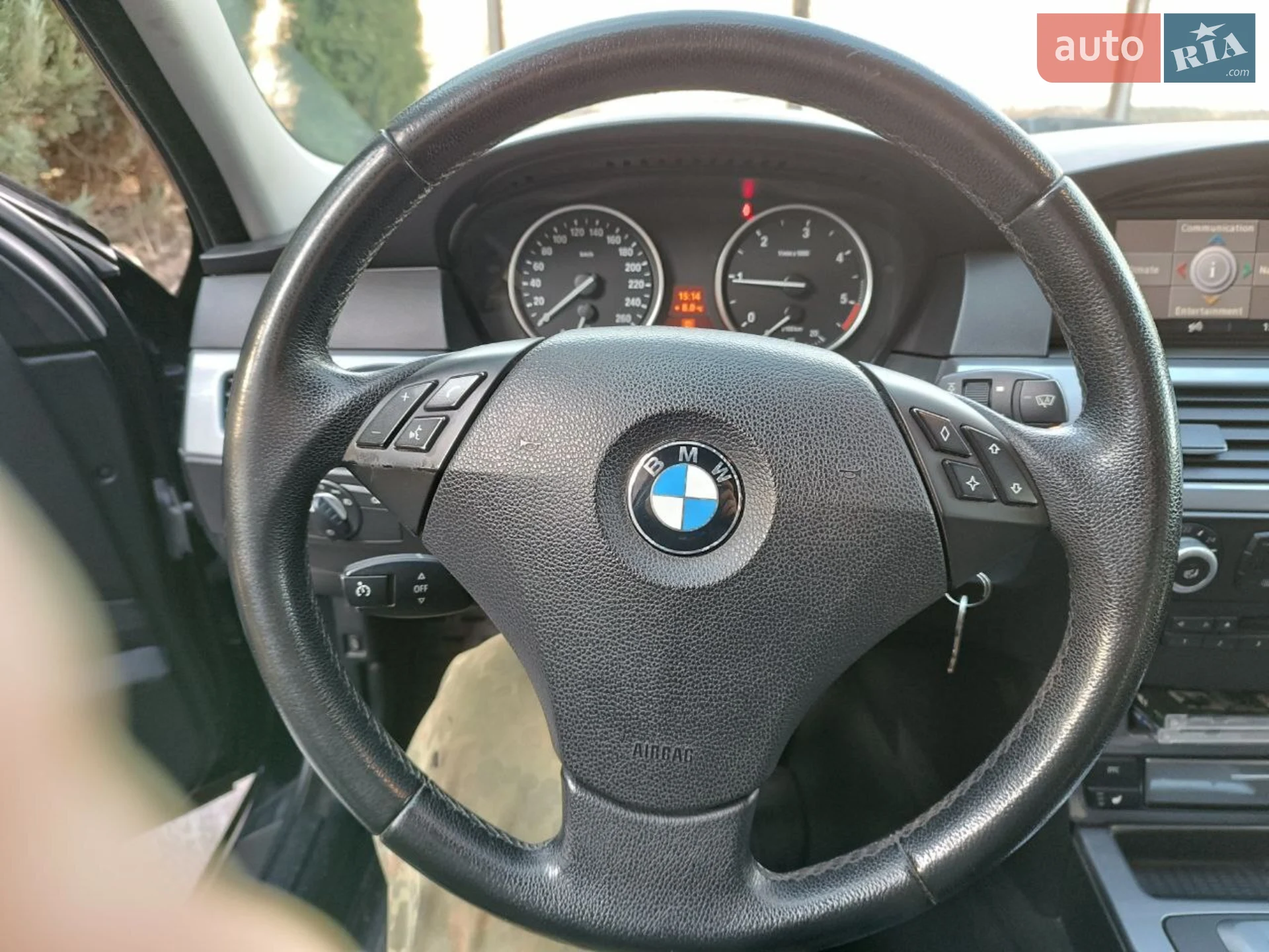2010 BMW 5er - мініатюра 11