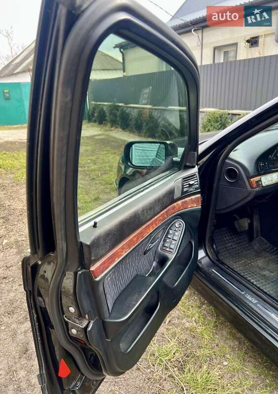 Седан BMW 5 Series 2000 в Тетиеве
