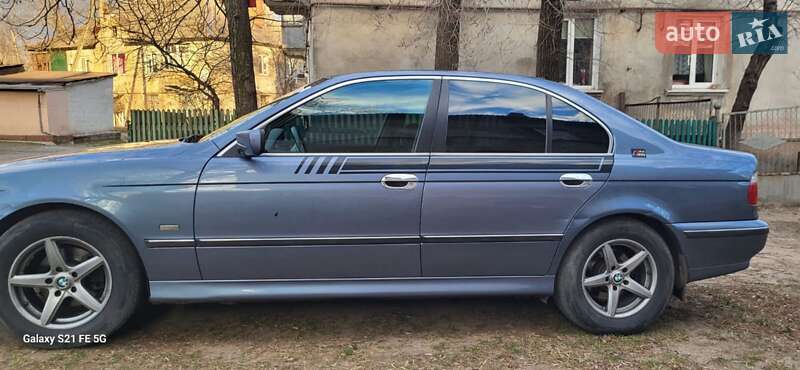 Седан BMW 5 Series 2000 в Кривому Розі