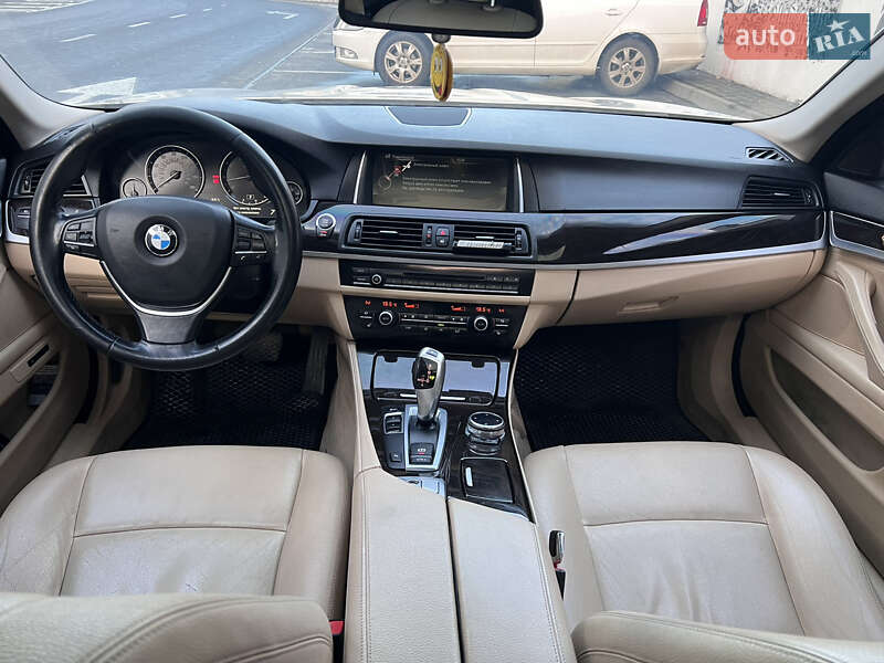 Седан BMW 5 Series 2014 в Львове
