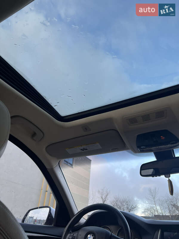 Седан BMW 5 Series 2014 в Львове