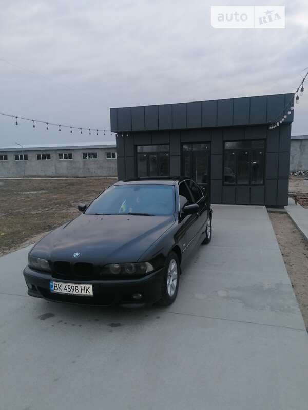 Седан BMW 5 Series 2000 в Славуті