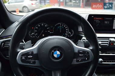 Седан BMW 5 Series 2018 в 