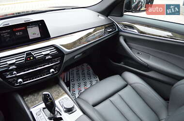 Седан BMW 5 Series 2018 в 