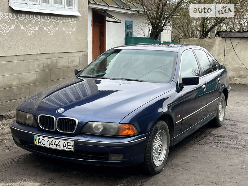 Седан BMW 5 Series 1996 в Радивилове