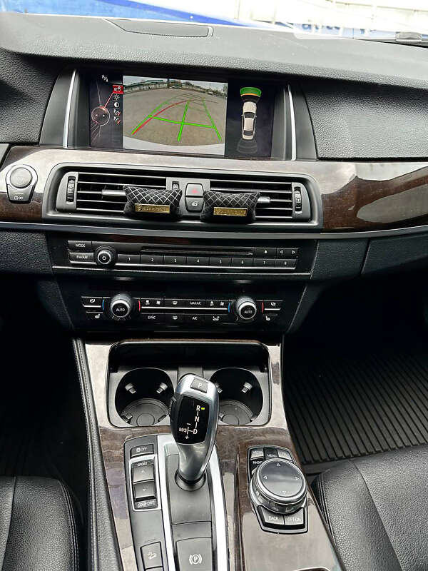 Седан BMW 5 Series 2014 в Чернигове
