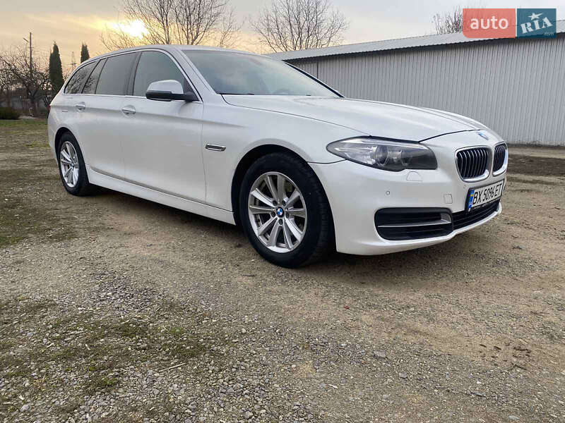 Универсал BMW 5 Series 2015 в Хмельницком